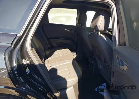 2025 Audi Q4 E-Tron Prestige 55 Quattro из США, поврежденный, VIN WA1MUBFZ7SP064919